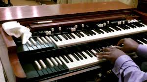 organ player.jpg